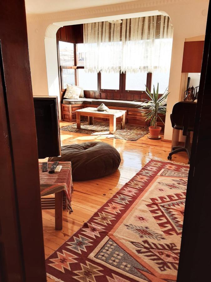 Apartament House Side